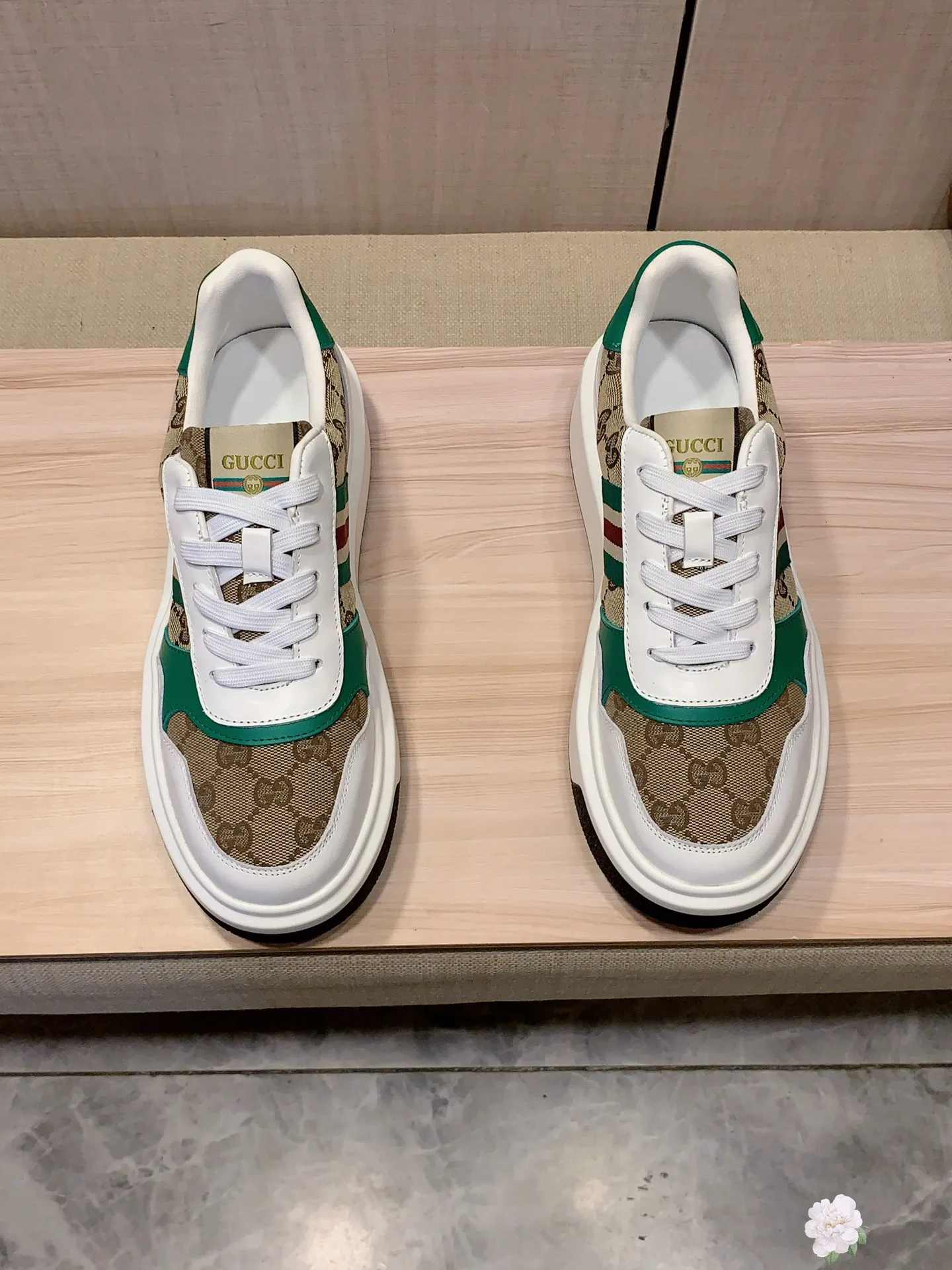 Men's men's shoes💰460💰💰🎩🎩[Lightning][Lightning] "Gucci*" The latest • popular casual shoes, top brand [seduce] luxury ~ purchasing agency, top ~ quality. [Strong] The upper is made of imported breathable cowhide with material ➕ breathable sheepskin feet (•) and fine workmanship. The original stylish and stylish soft rubber wear-resistant and non-slip outsole is light and comfortable on the feet. The real thing looks better when photographed in person. 0127: code: 38-44, 3️⃣ colors selected